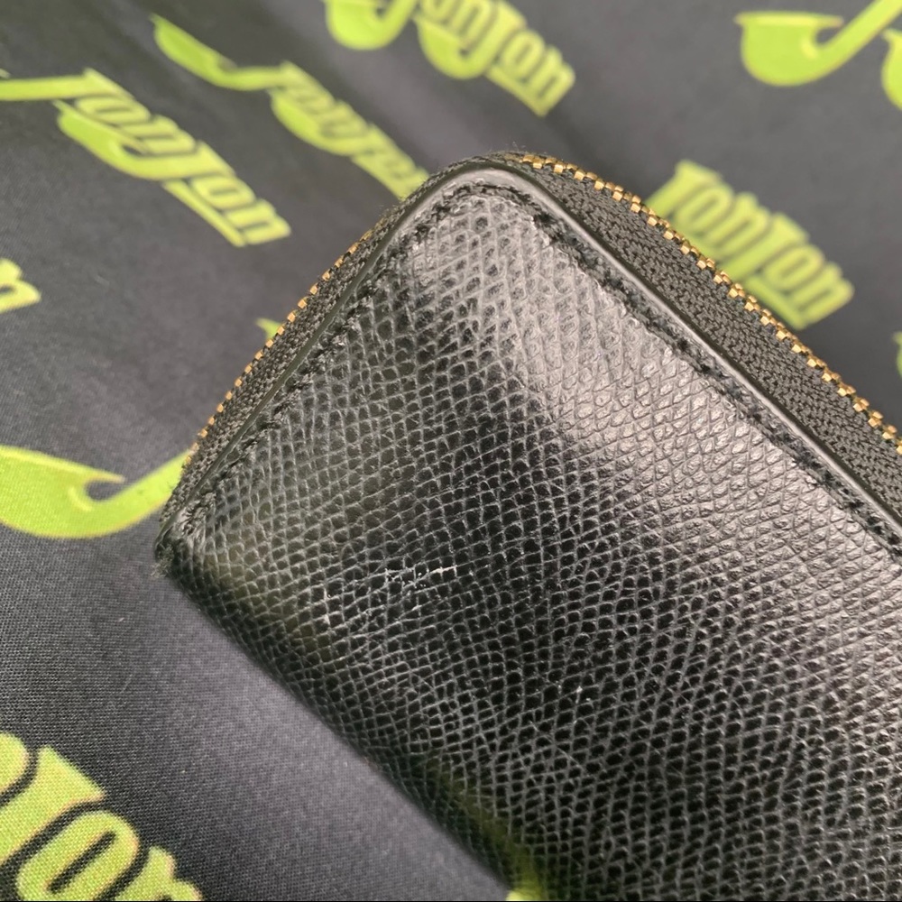 Coach Double Zip Coin Case - Picture 4 of 9
